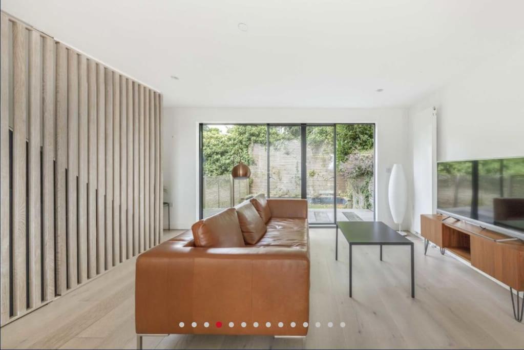 Neoteric Home Wimbledon Village London Exterior photo